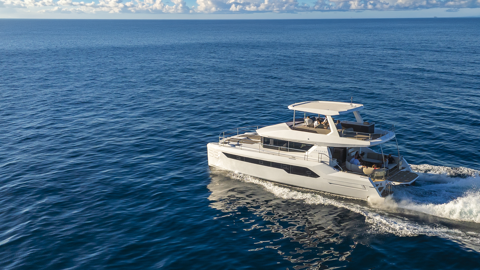 Leopard 46 Powercat