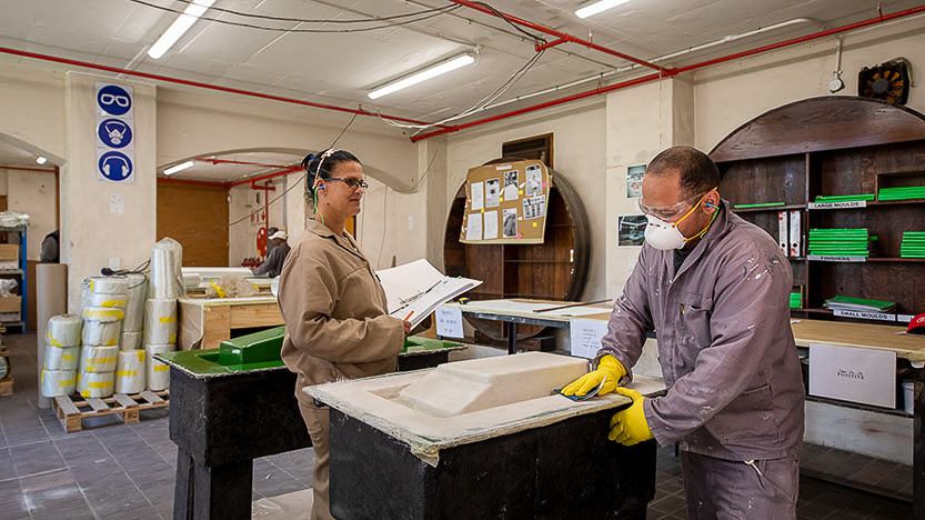 Roberston and Caine Craftmanship